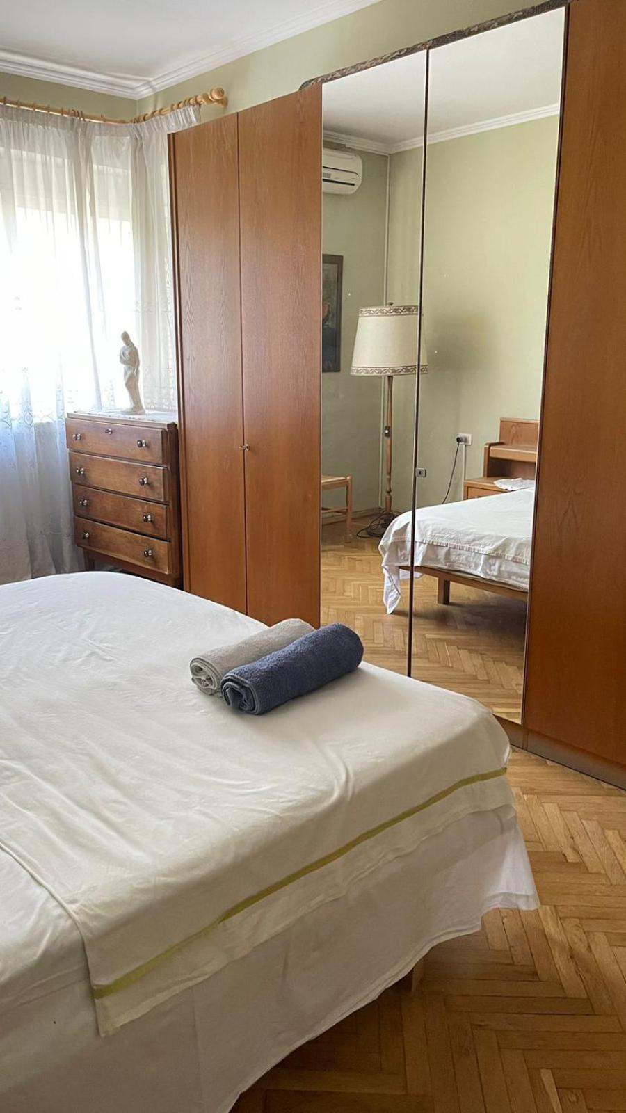 Vintage Apartment In Center Tiran Dış mekan fotoğraf